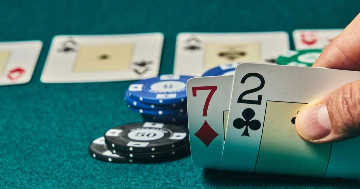 Giới thiệu chi tiết cách chơi bài poker 7 lá dành cho người mới bắt đầu